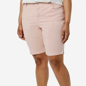 NEW Gloria Vanderbilt Amanda Bermuda Shorts size 8